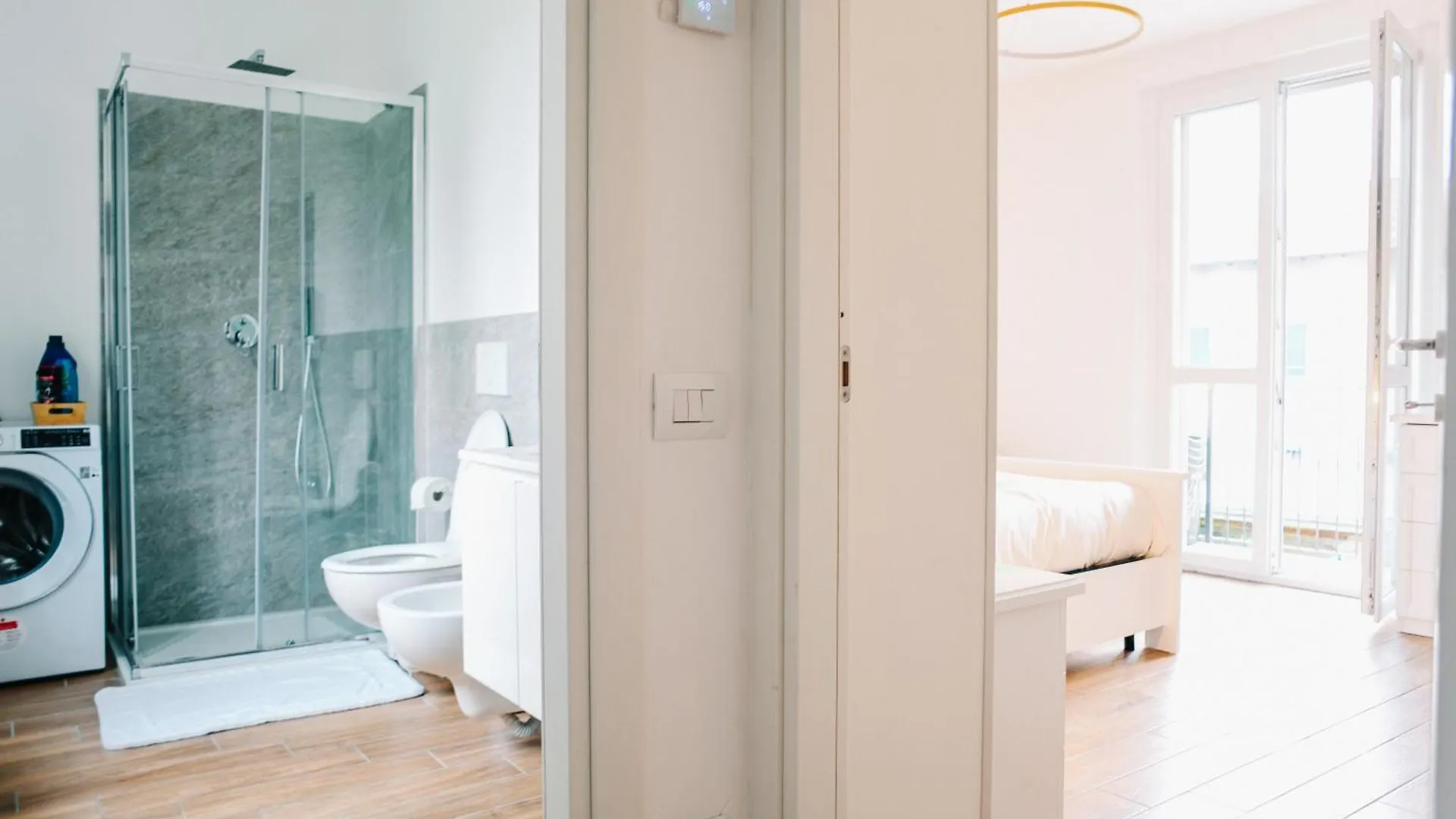 Lägenhet Lora Diamond Suite ,Free Parking, Self Check In,3 Como Italien