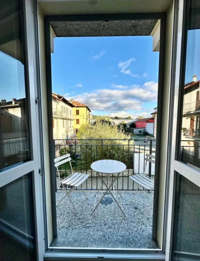 Lora Diamond Suite ,Free Parking, Self Check In,3 Como Lägenhet