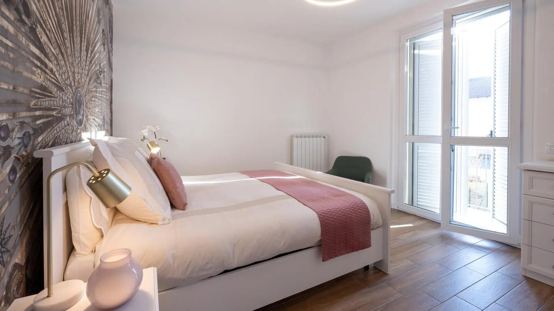 Lägenhet Lora Diamond Suite ,Free Parking, Self Check In,3 Como